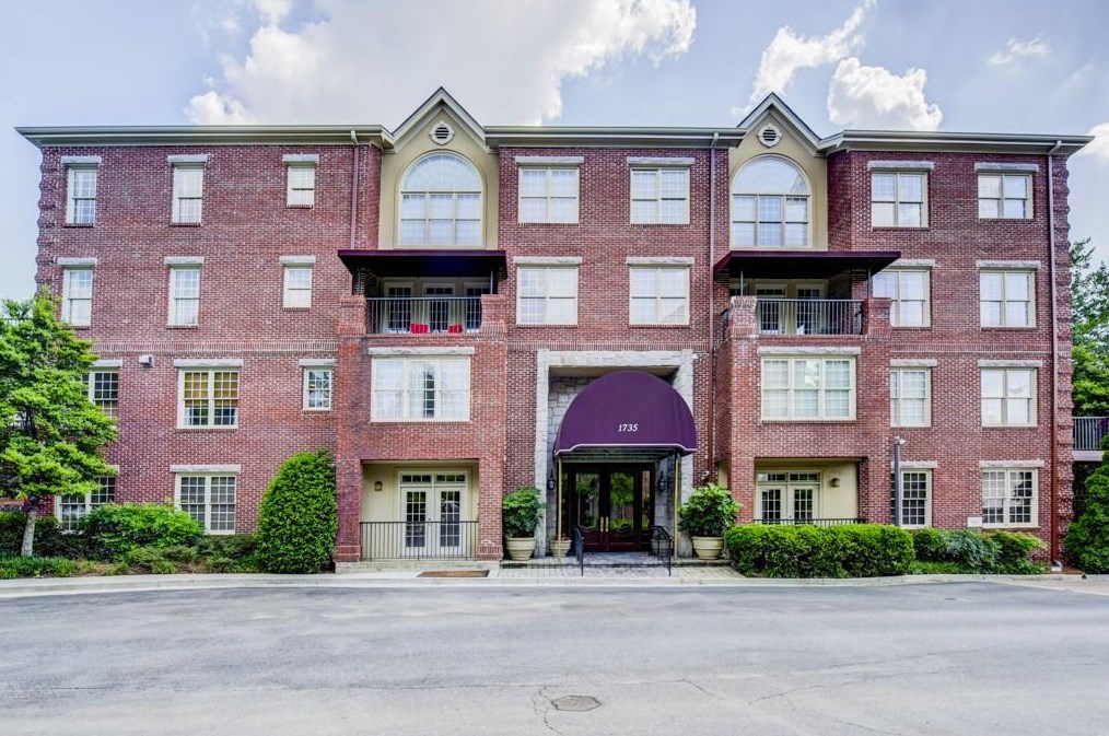 1735 Peachtree St, Atlanta GA  30309-7019 exterior