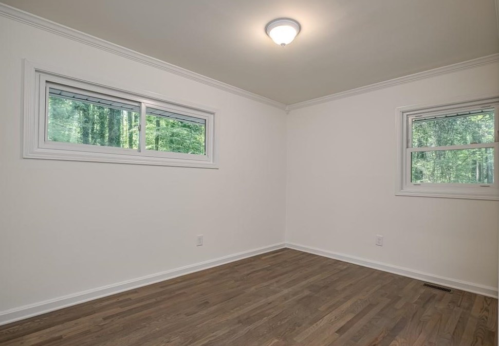 1035 Latham Rd, Decatur GA  30033-4212 exterior