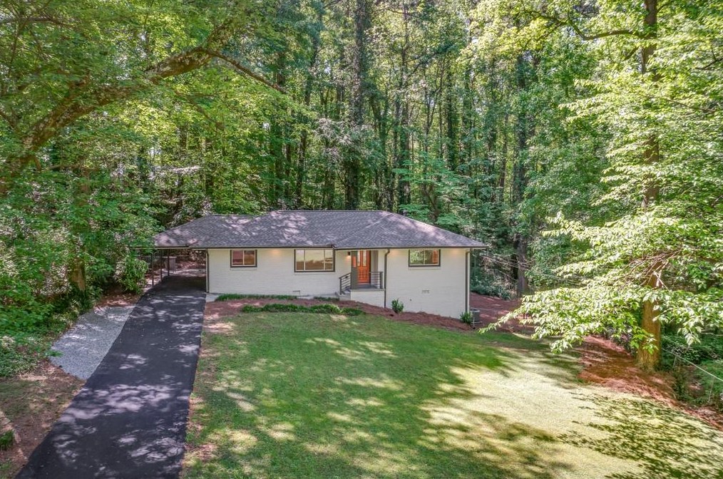 1035 Latham Rd, Decatur GA  30033-4212 exterior