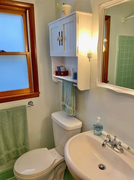 2529 Warwick Cir, Atlanta GA  30345-1631 exterior
