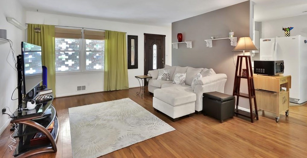 3469 Navaho Trl, Smyrna GA  30080-4507 exterior