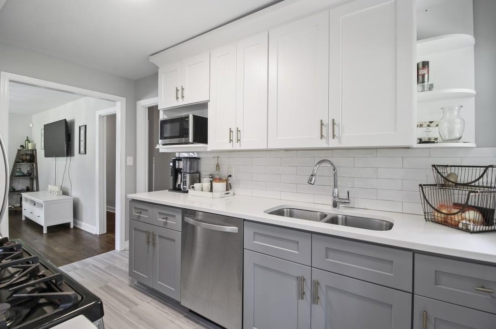 1280 Peachcrest Rd, Decatur GA  30032-2517 exterior