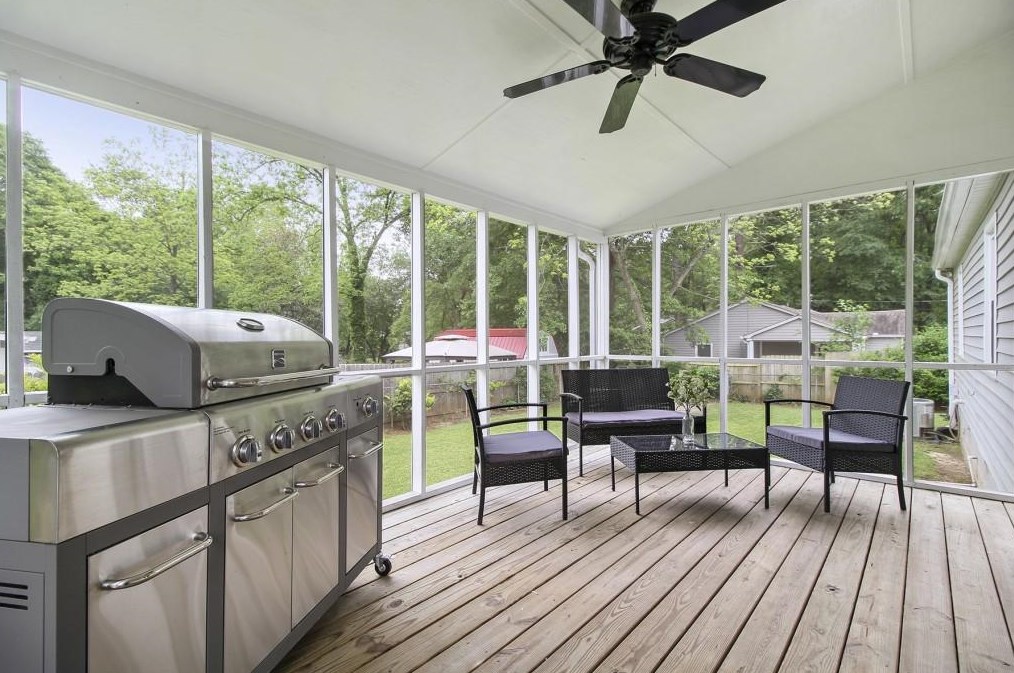 1280 Peachcrest Rd, Decatur GA  30032-2517 exterior