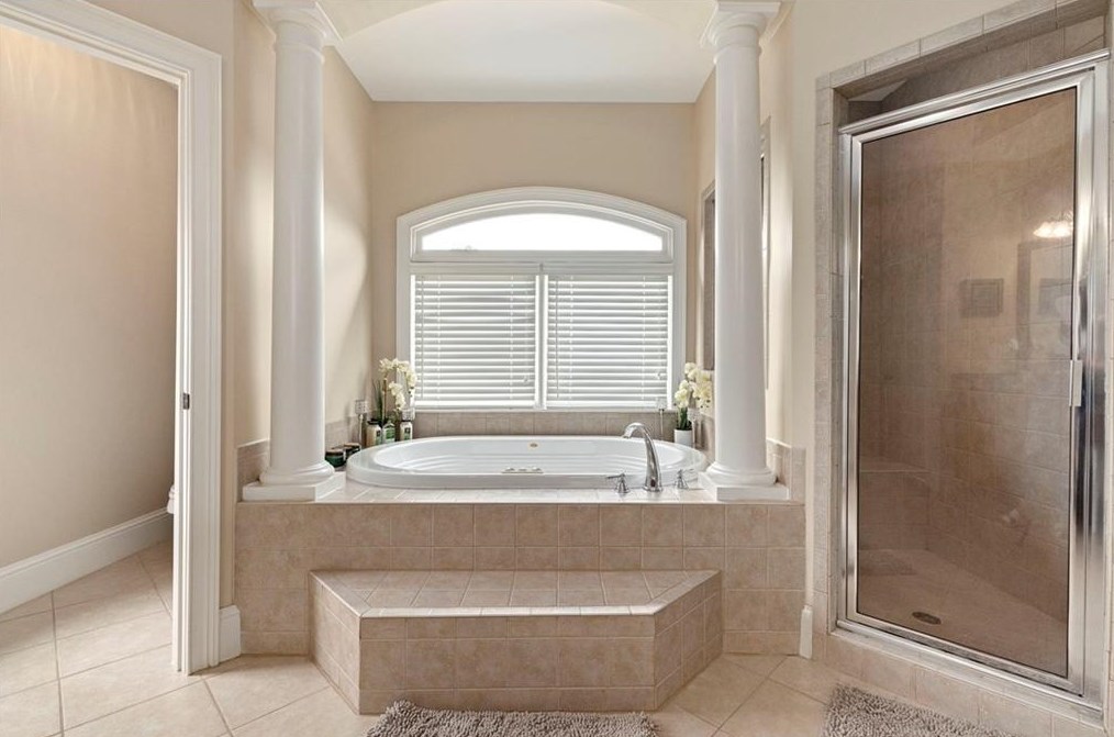 4100 Barnes Meadow Rd, Smyrna GA  30082-3537 exterior