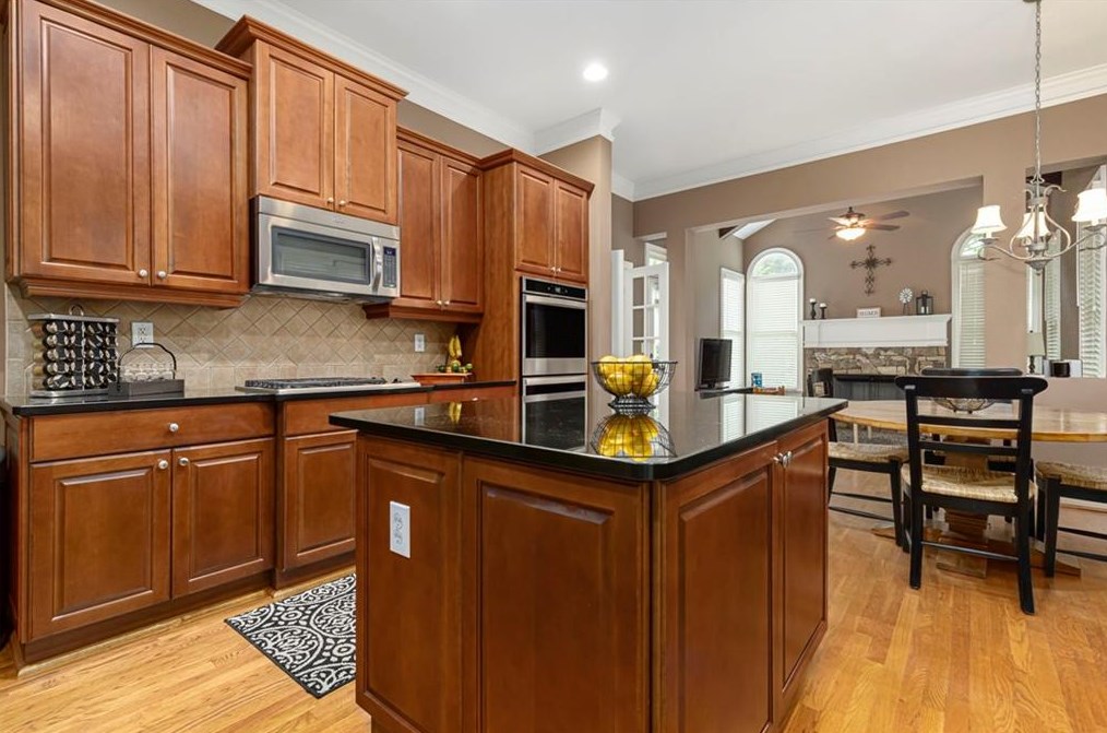 4100 Barnes Meadow Rd, Smyrna GA  30082-3537 exterior