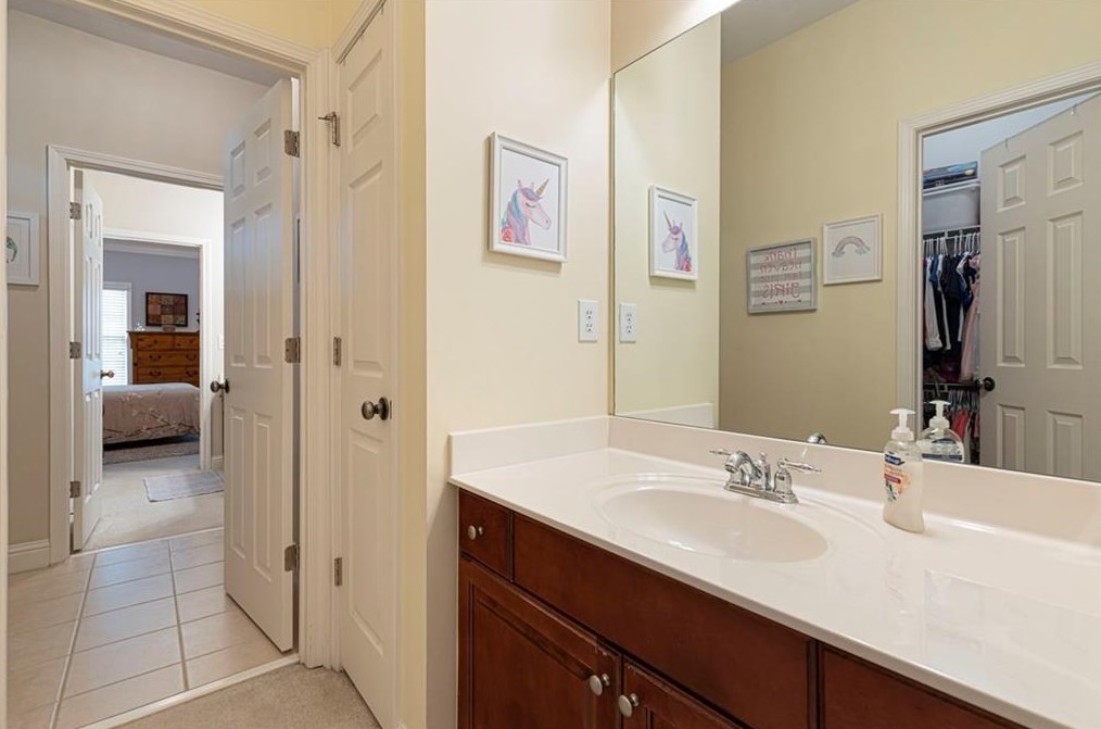 4100 Barnes Meadow Rd, Smyrna GA  30082-3537 exterior