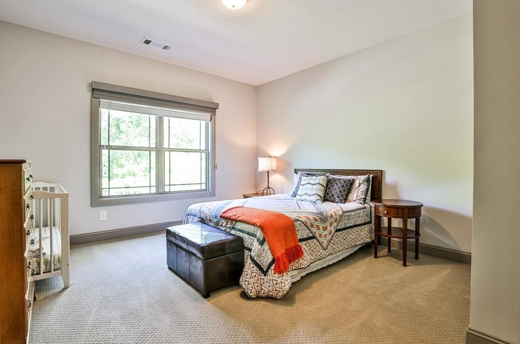 801 Candler St, Decatur GA  30030-4403 exterior