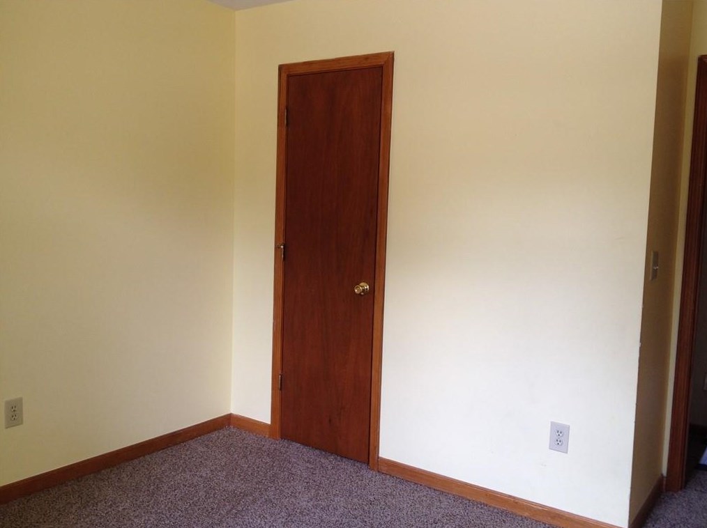 4396 Princeton Ter, Decatur GA  30035-4255 exterior