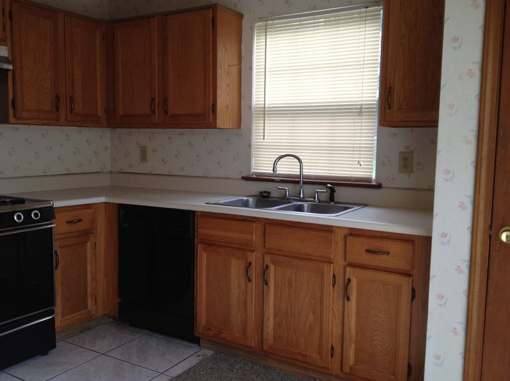 4396 Princeton Ter, Decatur GA  30035-4255 exterior