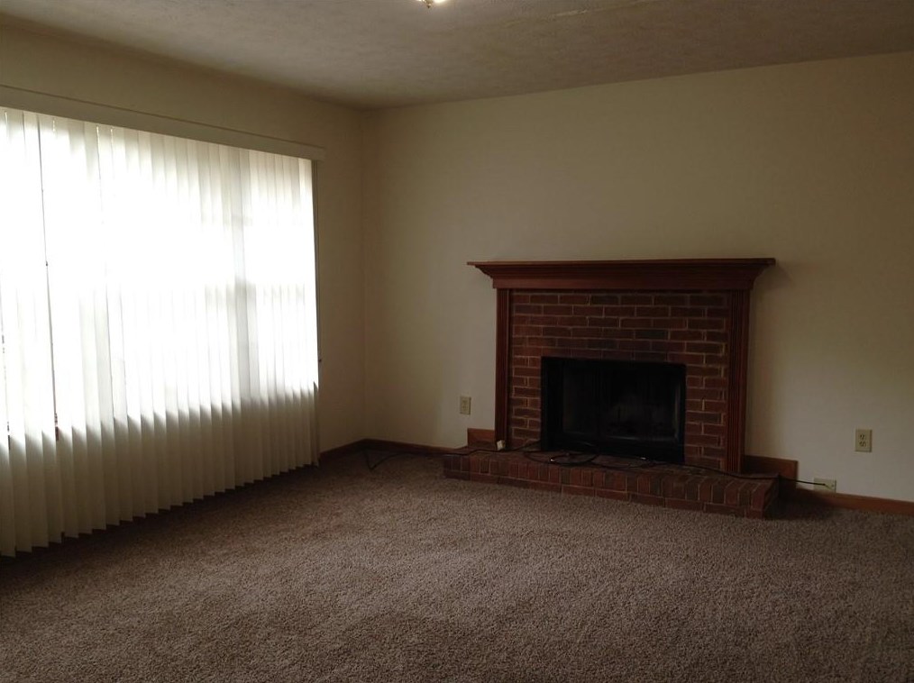 4396 Princeton Ter, Decatur GA  30035-4255 exterior