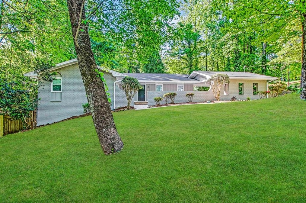 3593 Idlecreek Dr, Decatur GA  30034-4946 exterior