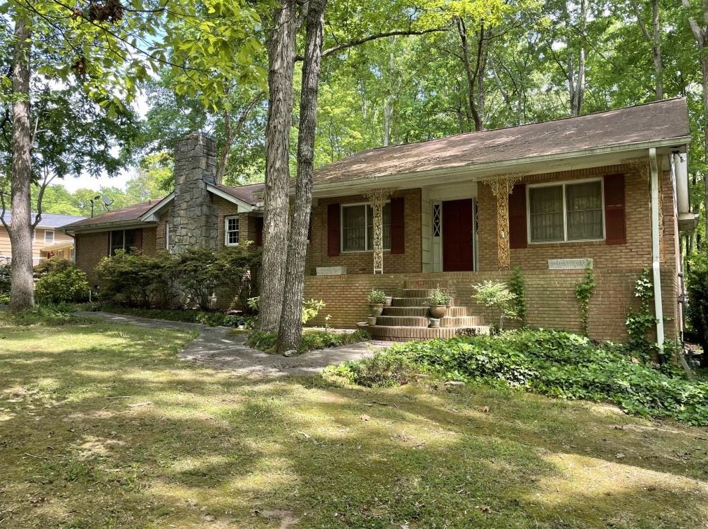 492 Summit Ridge Dr, Lawrenceville GA  30046-6044 exterior
