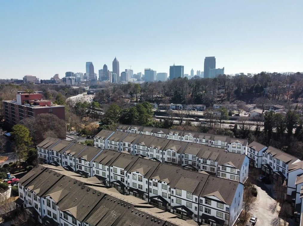 216 Semel Dr, Atlanta GA  30309-1933 exterior
