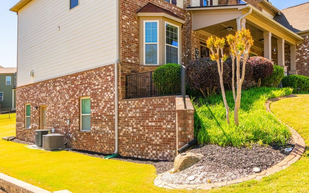 2219 Caledonia Dr, Lawrenceville GA 30045-3597 exterior