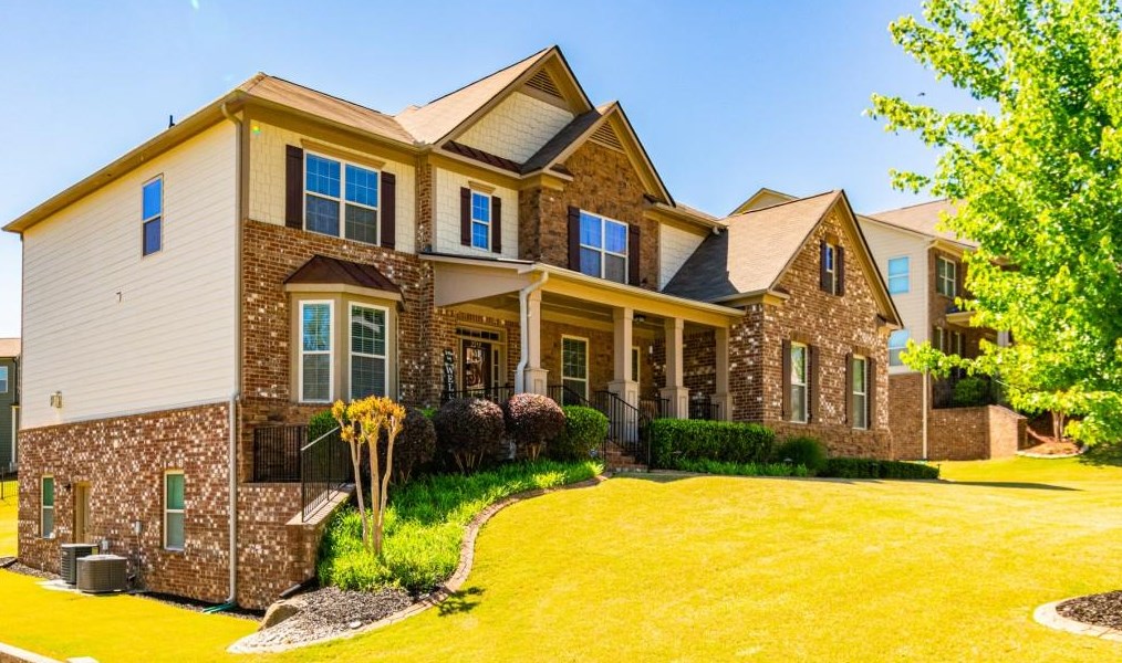 2219 Caledonia Dr, Lawrenceville GA 30045-3597 exterior