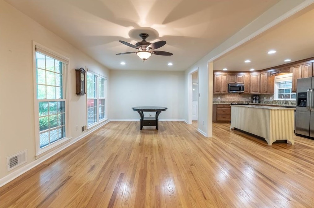 4391 King Valley Dr, Smyrna GA  30082-4226 exterior