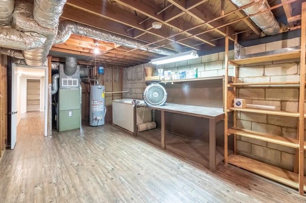 4391 King Valley Dr, Smyrna GA  30082-4226 exterior