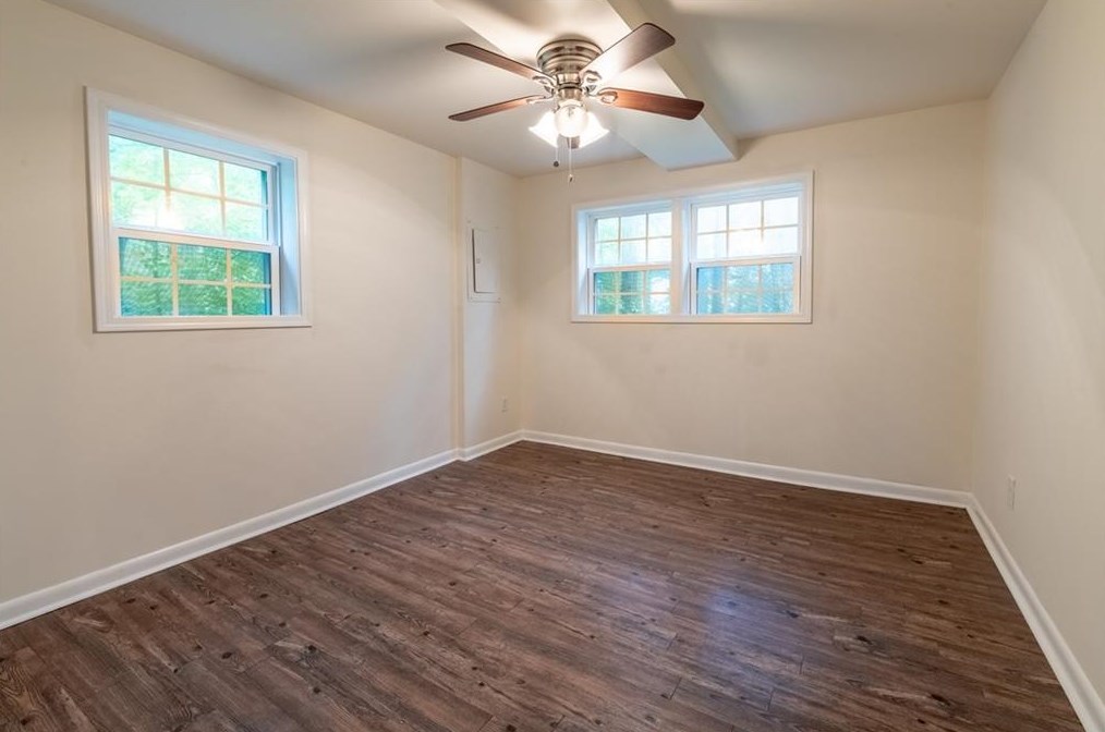 4391 King Valley Dr, Smyrna GA  30082-4226 exterior