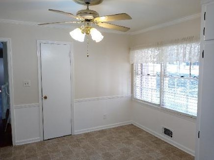 4384 York Rd, Atlanta GA  30337-4838 exterior