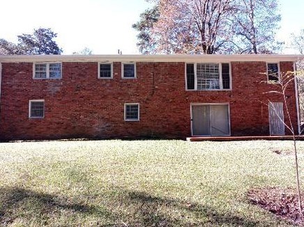 4384 York Rd, Atlanta GA  30337-4838 exterior