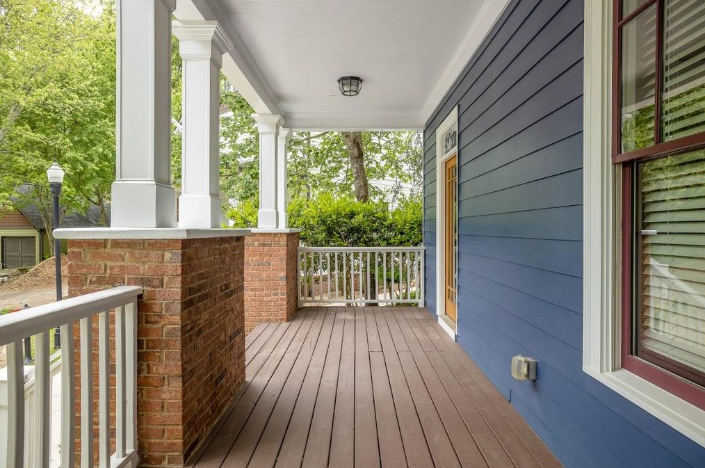 103 Candler Pointe Way, Decatur GA  30030-4400 exterior