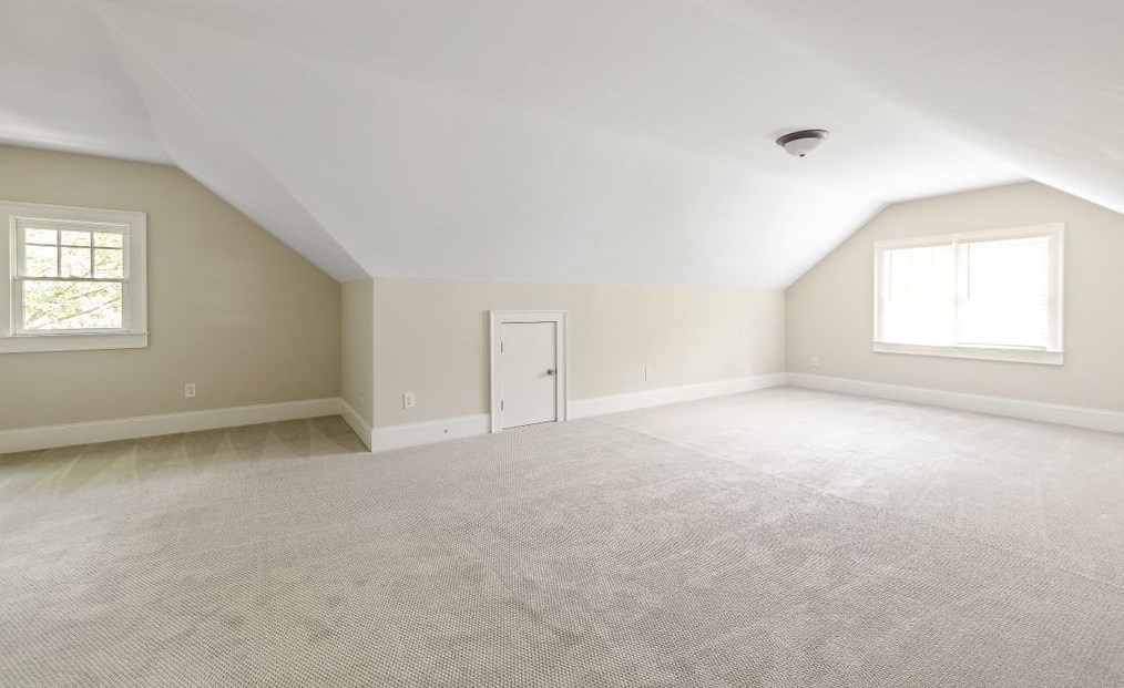 103 Candler Pointe Way, Decatur GA  30030-4400 exterior