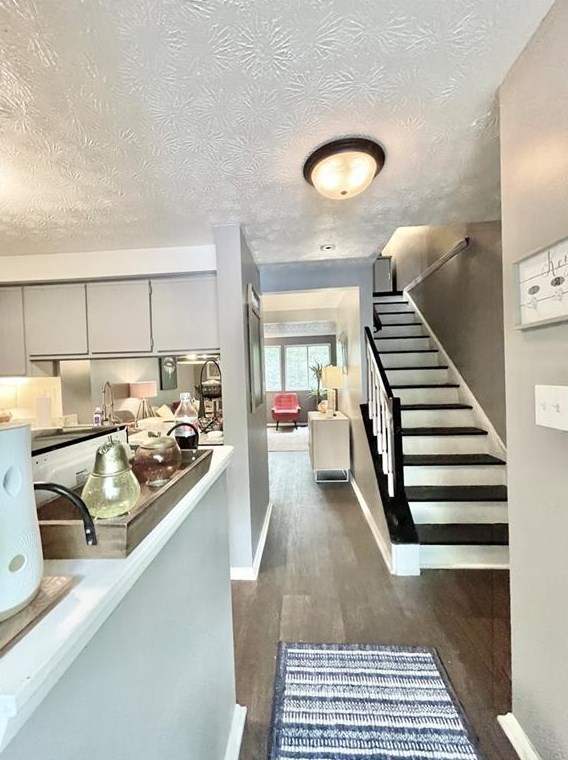 862 Regal Path Ln, Decatur GA  30030-4180 exterior