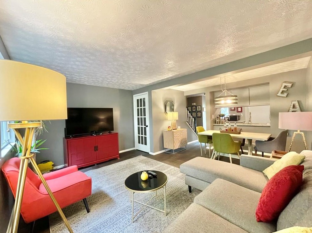 862 Regal Path Ln, Decatur GA  30030-4180 exterior