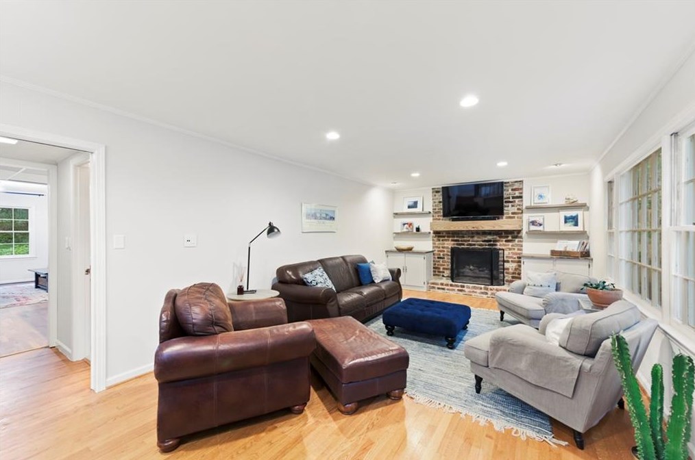 2263 Shasta Way, Atlanta GA  30345-2603 exterior