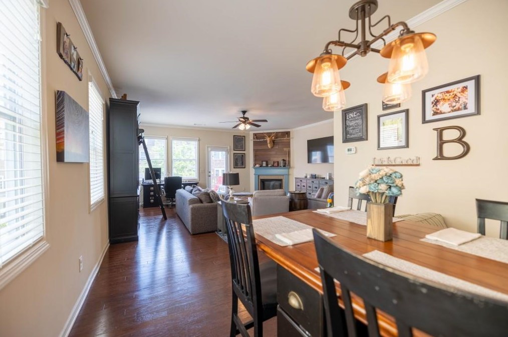 3068 Turman Cir, Decatur GA  30033-3249 exterior