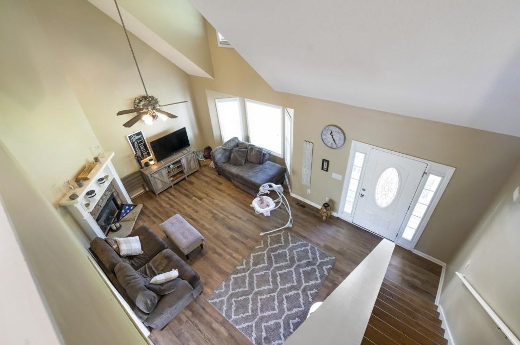 138 King Edward Ct, Calhoun GA  30701-7987 exterior