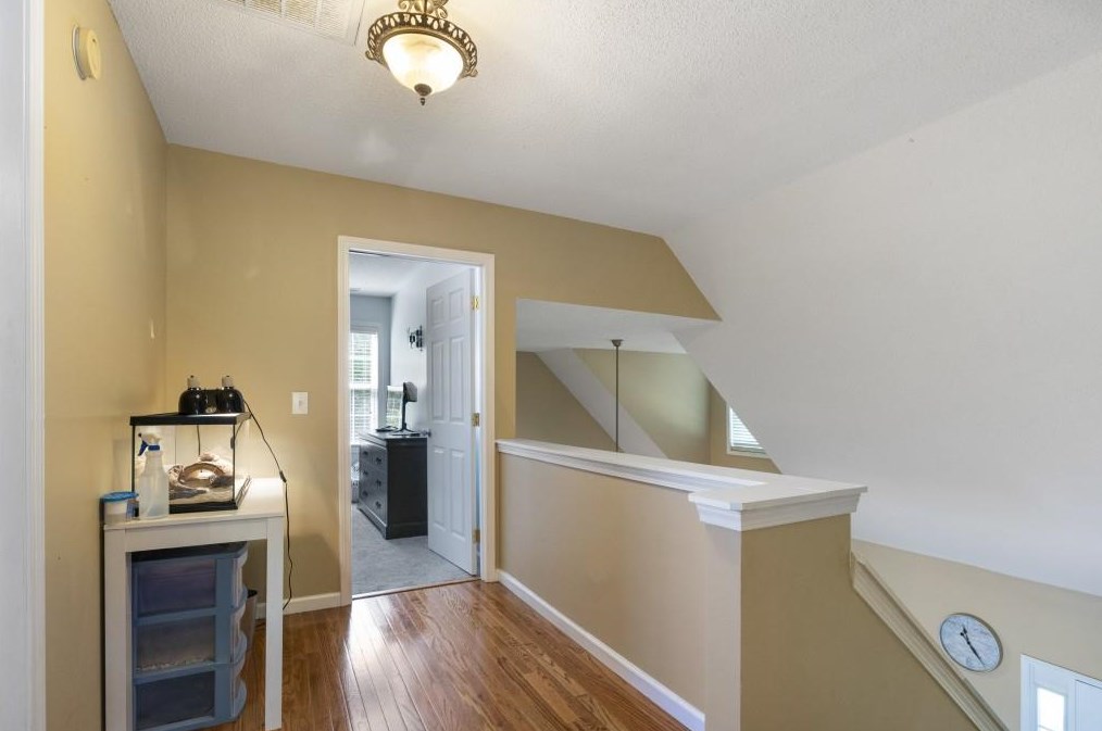 138 King Edward Ct, Calhoun GA  30701-7987 exterior