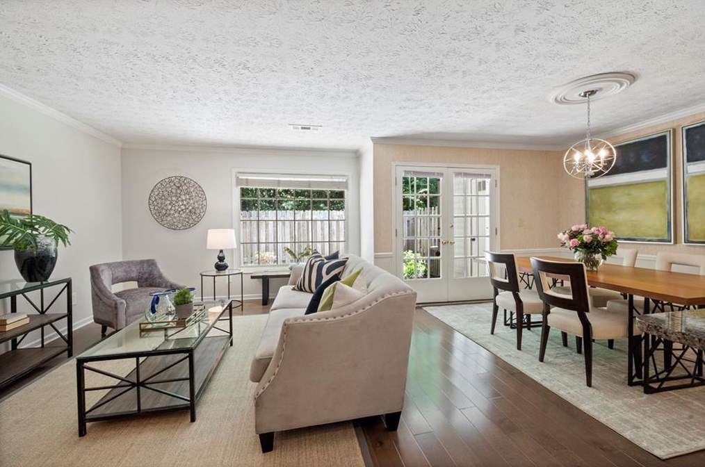 819 Heritage Sq, Decatur GA  30033-4178 exterior