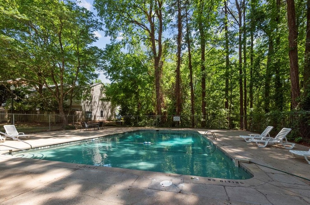 819 Heritage Sq, Decatur GA  30033-4178 exterior