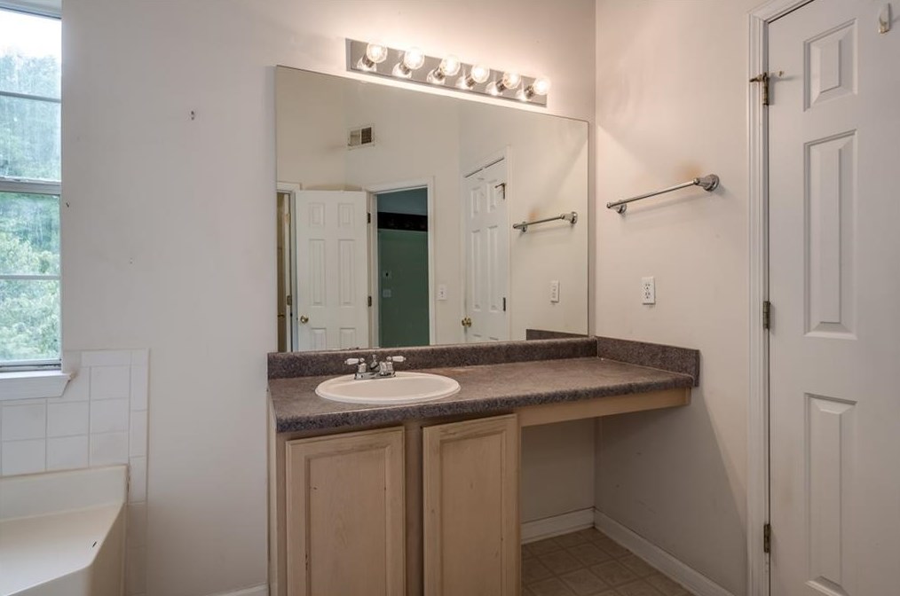 2238 Waters Run, Decatur GA  30035-2535 exterior