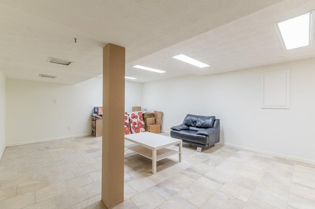 2537 Coralwood Dr, Decatur GA  30033-1333 exterior