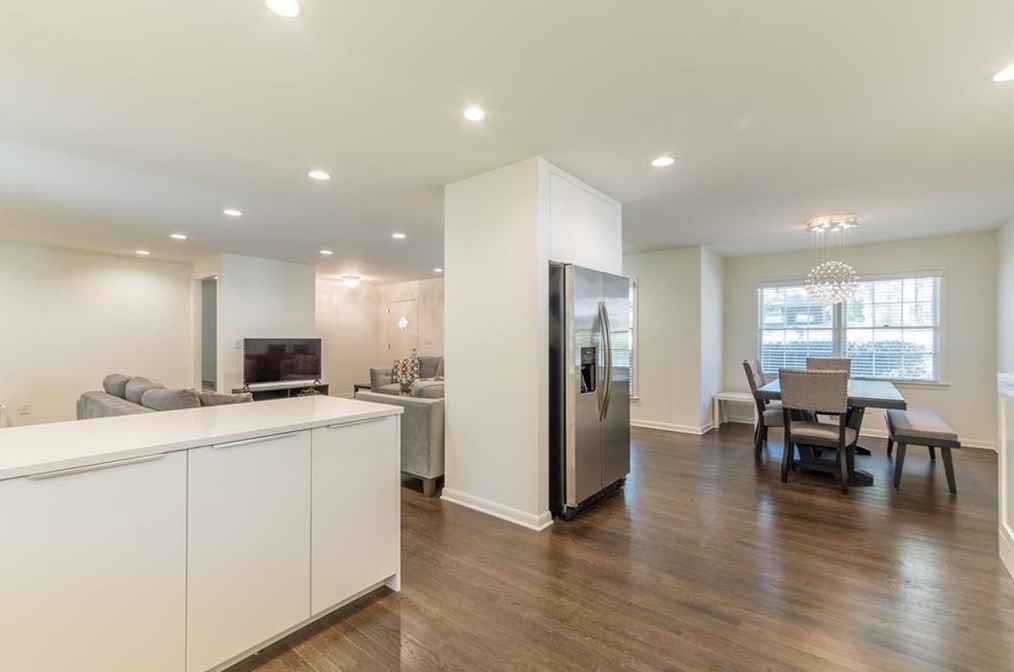 2537 Coralwood Dr, Decatur GA  30033-1333 exterior