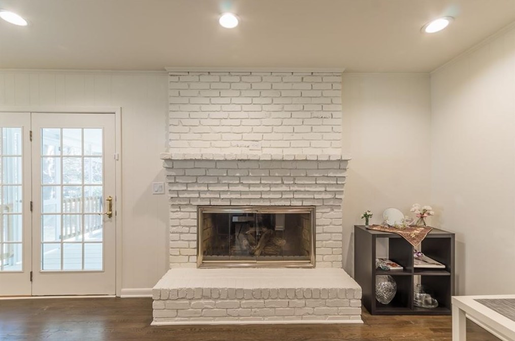 2537 Coralwood Dr, Decatur GA  30033-1333 exterior