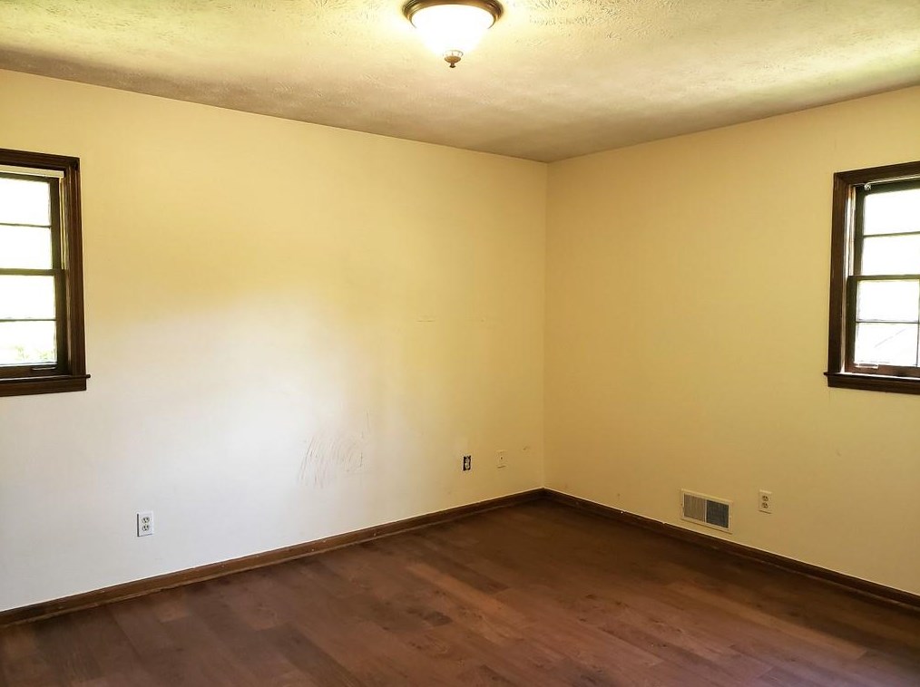 2116 Tudor Castle Cir, Decatur GA  30035-2158 exterior