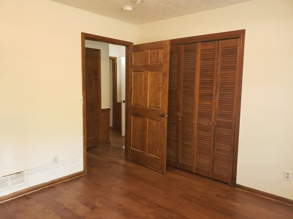 2116 Tudor Castle Cir, Decatur GA  30035-2158 exterior