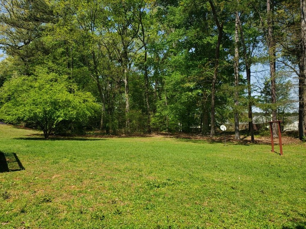 2116 Tudor Castle Cir, Decatur GA  30035-2158 exterior