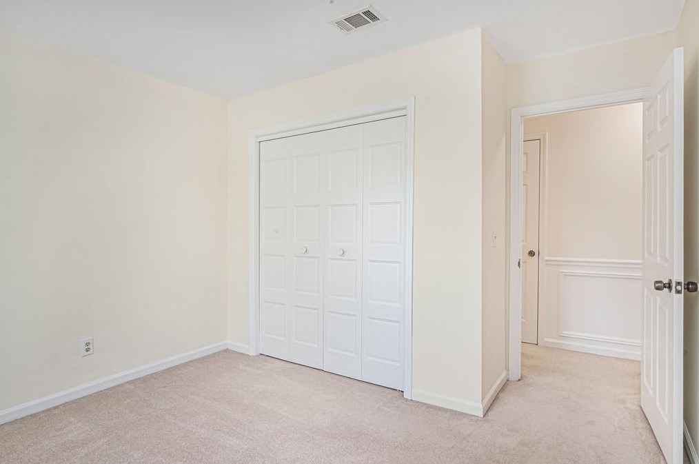 1110 Moorestown Cir, Decatur GA  30033-2733 exterior