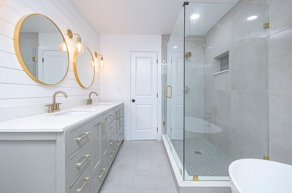 1998 Barberrie Ln, Decatur GA  30032-3916 exterior