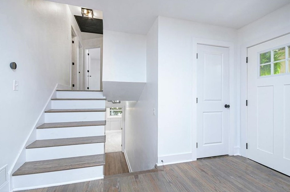 1998 Barberrie Ln, Decatur GA  30032-3916 exterior