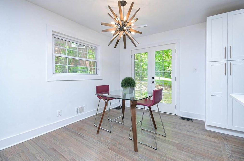 1998 Barberrie Ln, Decatur GA  30032-3916 exterior