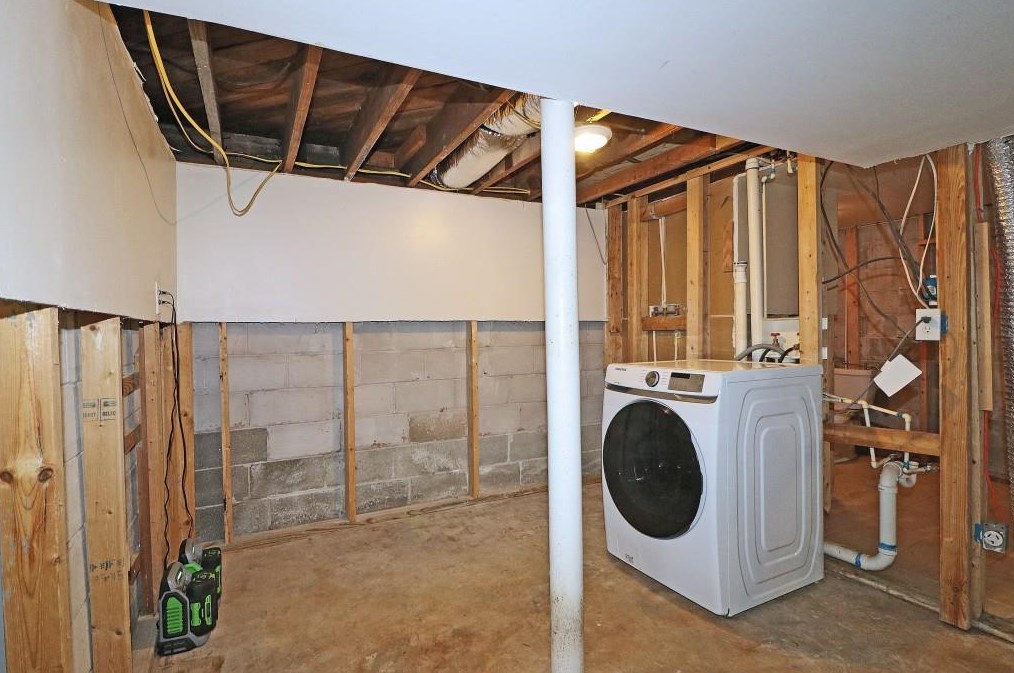 3430 Elgin Dr, Decatur GA  30032-4707 exterior