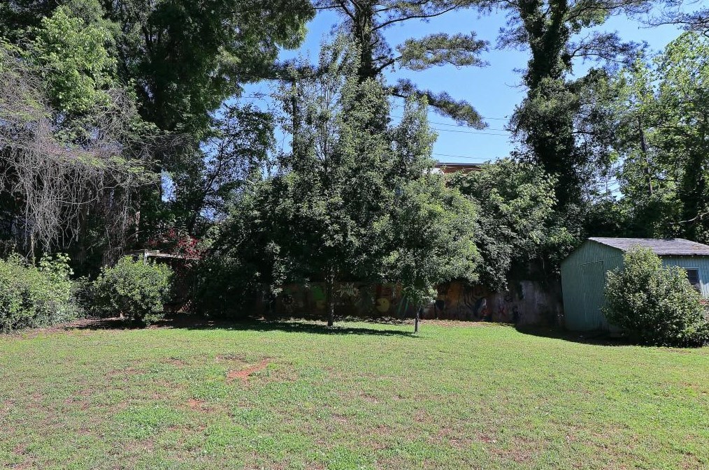 3430 Elgin Dr, Decatur GA  30032-4707 exterior