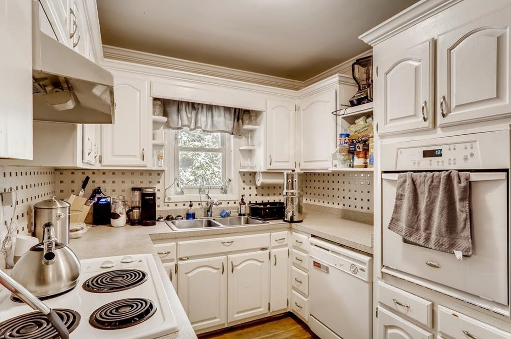 2539 Warwick Cir, Atlanta GA  30345-1631 exterior