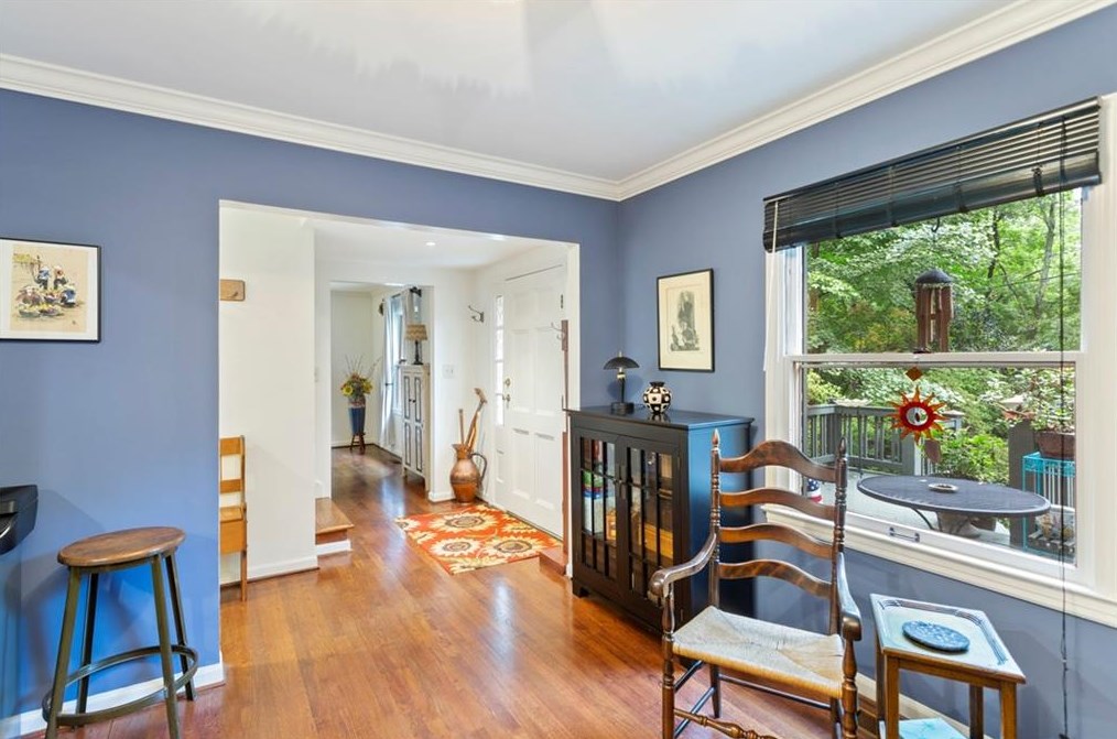 1175 Mclendon Dr, Decatur GA  30033-3918 exterior