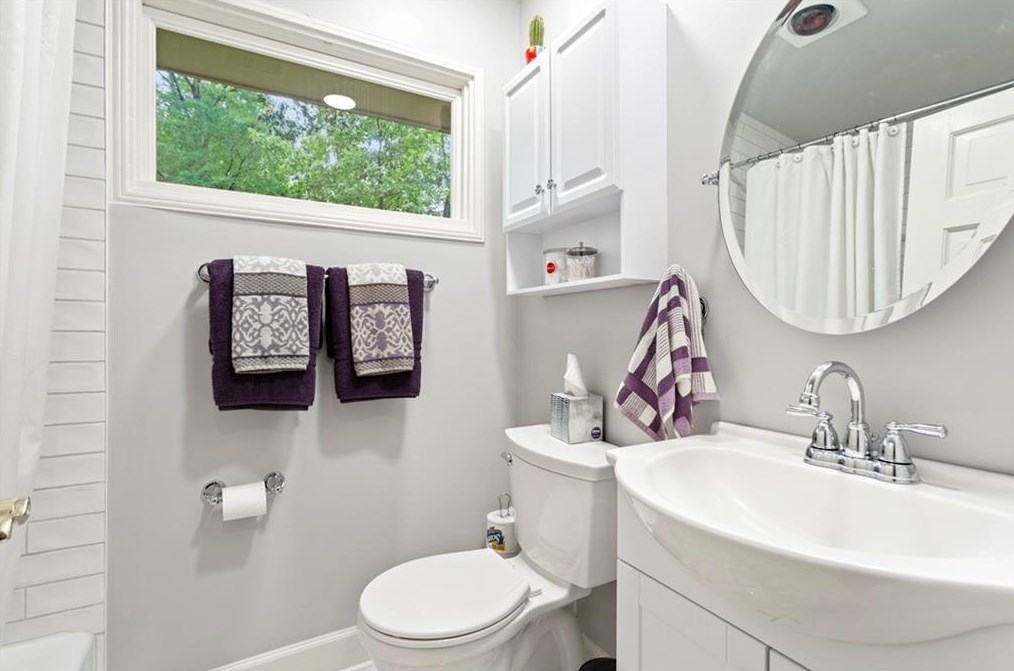 1175 Mclendon Dr, Decatur GA  30033-3918 exterior